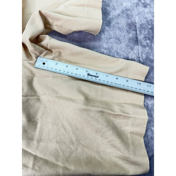 Rafaella Curvy Women's Sz 8 Khaki Bermuda Shorts Front & Back Pockets - Picture 8 of 10